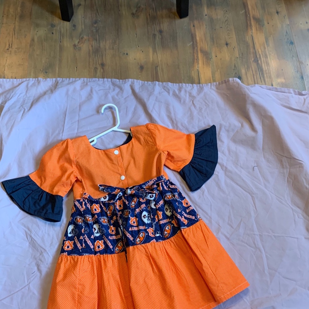 Dress - Picture 2 of 2